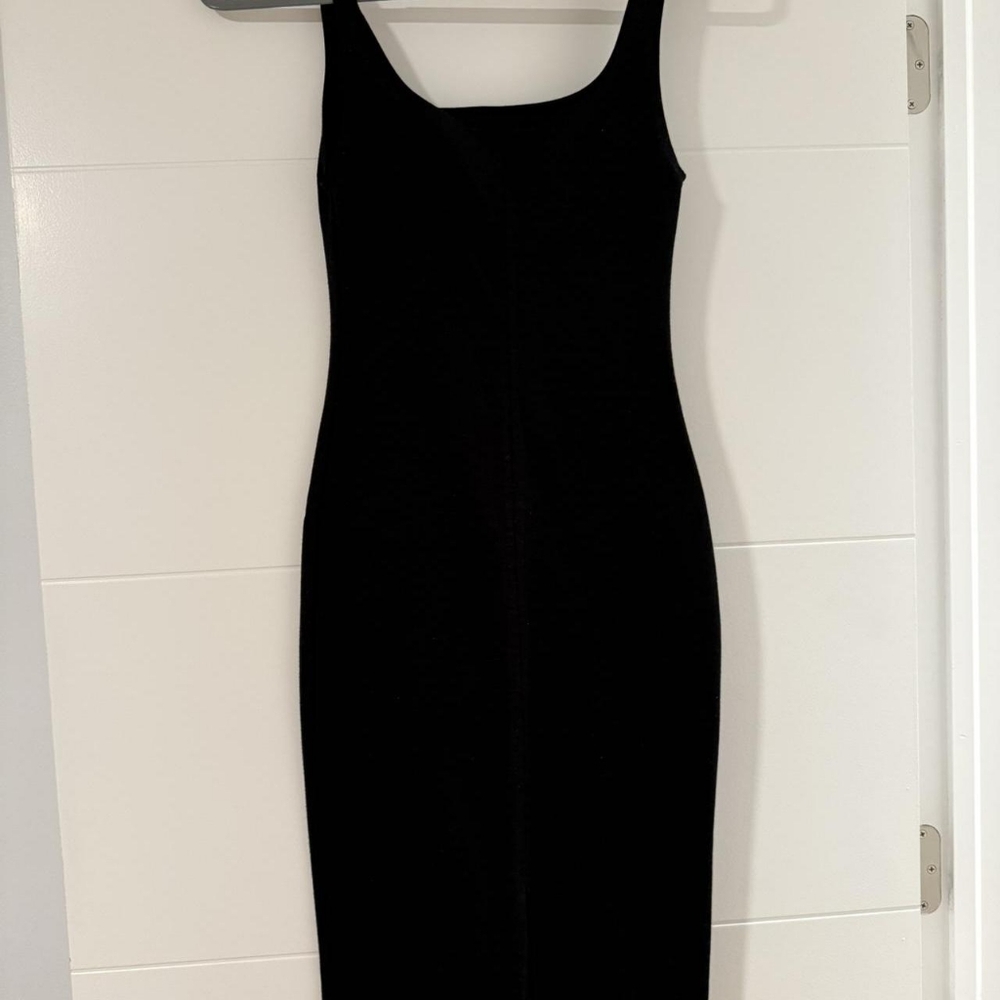 Elegant Black Dress